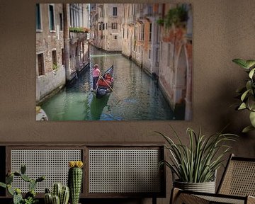Gondelier in Venetië von Jasper Bloemsma