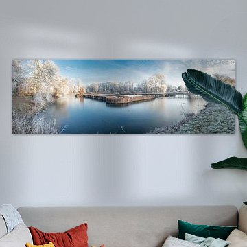 Winterse slotgracht panorama