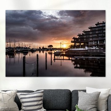 Zonsondergang bij hotel Newport.