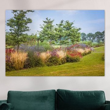 engelse tuin met gras en borders