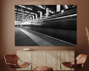 Metro in black and white by Maik Keizer