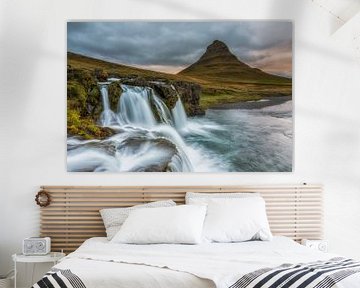 Landschap Watervallen Kirkjufell IJsland van Sander Grefte