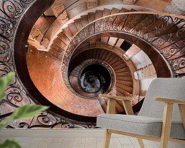 Treppe in der Form eines Auges von Roman Robroek – Fotos verlassener Gebäude