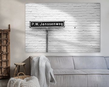 'P.W. Janssenweg' straatnaambord in Jubbega, zwart-wit foto. van Mariëtte Plat