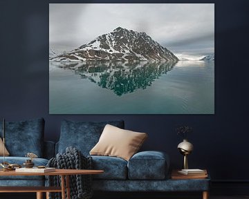 Konsfjorden  Spitsbergen by Peter Zwitser
