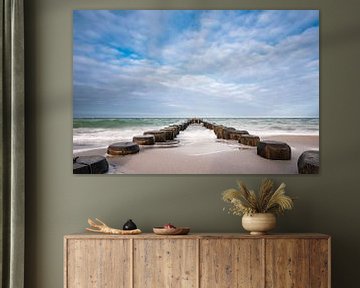 Groynes on shore of the Baltic Sea sur Rico Ködder