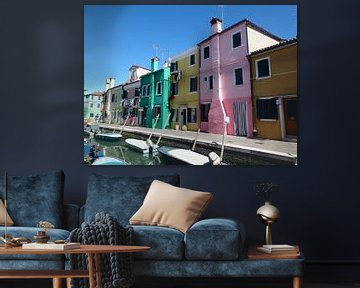 Gekleurde huisjes aan het water van Robin van Tilborg