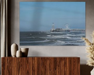 De Pier in Scheveningen-zijaanzicht vanaf de haven. by Cilia Brandts