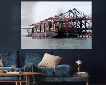 Containerschip Rotterdam van Irene Hoekstra