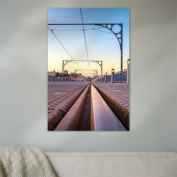 Spoorbrug bij Zonsondergang in Porto