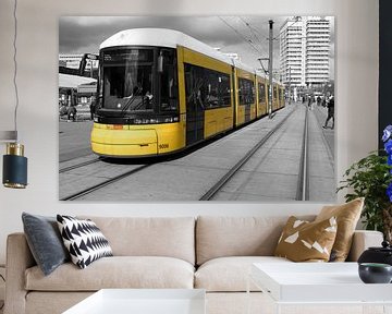 Tram op Alexanderplatz van Peter Bartelings