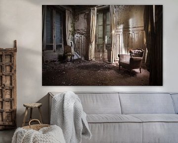 Verlassenes Zimmer im Schloss. von Roman Robroek – Fotos verlassener Gebäude