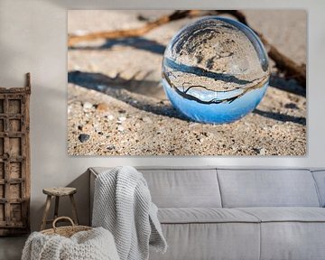 glass sphere with hellevoetsluis lighthouse von ChrisWillemsen