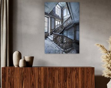 Magnificent Treppe in verlassenen Villa von Inge van den Brande