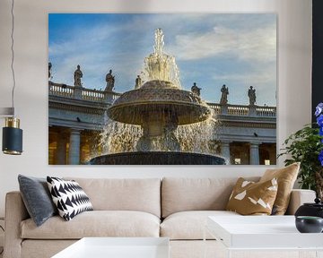 Fontein op het Sint Pietersplein in Vaticaanstad, Italie