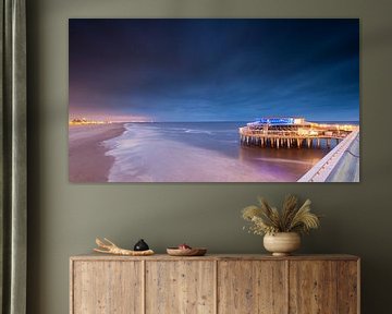 Scheveningen by night, seascape von Michel Kottelaar