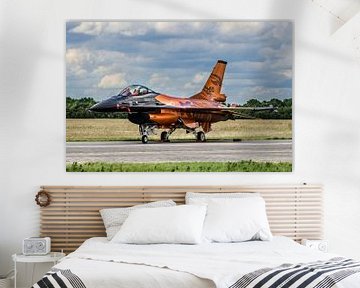 Oranje F16 op Vliegbasis Volkel