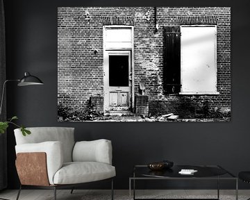 Deur en muur in zwart wit van Marcel Rommens