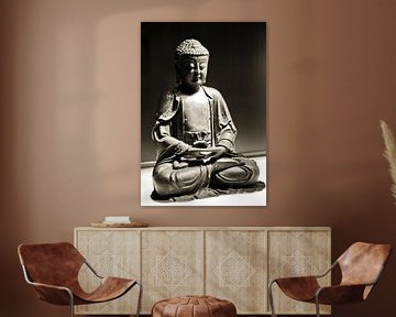 Buddha beeld sepia mediterend van Rob van Keulen