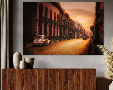 VW Beetle dans les rues de Puebla sur Loris Photography