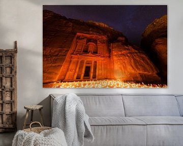 Kerzenlichter in Petra, Jordanien von Laura Vink