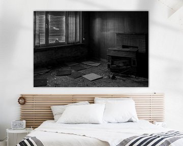 Abandoned room by Sander Strijdhorst