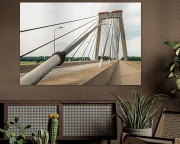 Nederlandse verkeersbrug bij Heusden van Ruud Morijn