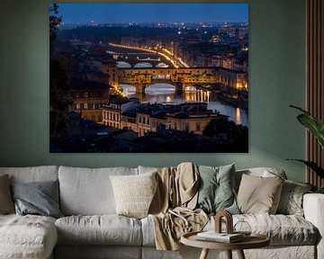 Nacht Skyline von Florenz mit der berühmten Ponte Vecchio von Roelof Nijholt