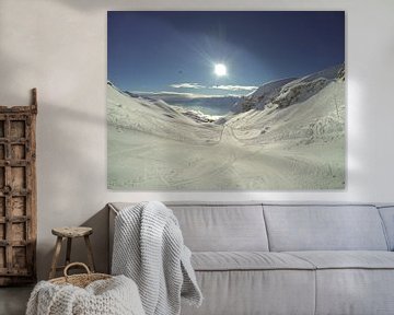 Piste in het skigebied Crans-Montana, Zwitserland van Maartje Abrahams