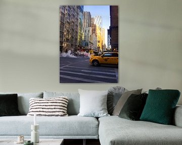Straten van New York met gele taxi van Stefanie de Boer