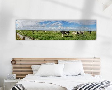 Panorama met uitzicht op koeien van Tieme Snijders