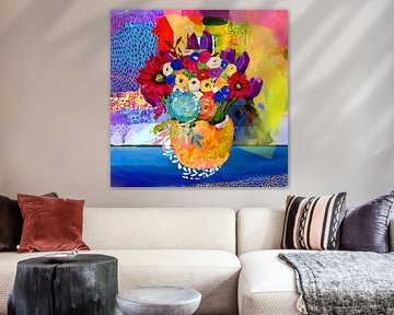 Vaas met vrolijke gekleurde bloemen schilderij vrolijke kleuren van Nicole Habets