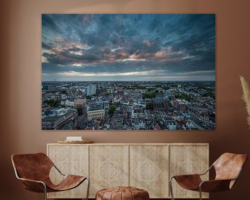 Zonsondergang stad Utrecht vanaf de Domtoren! van Peter Haastrecht, van