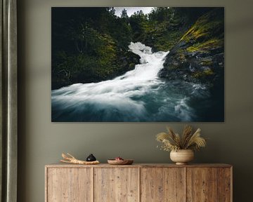 Norwegian waterfall van Jip van Bodegom