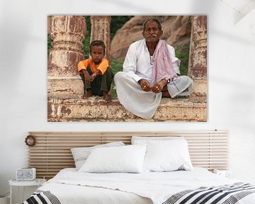 Petit garçon et vieil homme à Jodhpur sur Gert-Jan Siesling
