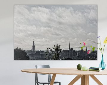 Skyline Leuven Bewolkte ochtend van Manuel Declerck