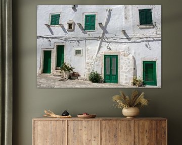 Wit huis in Cisternino, Italie van Yvonne van der Meij