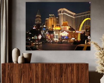 Las Vegas - Nighttime van Daniel Chambers