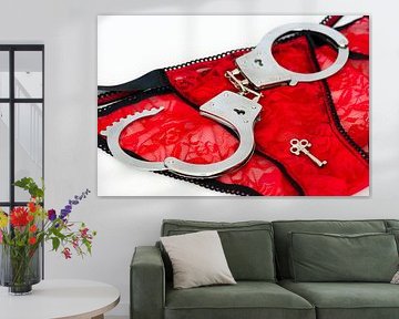 Menottes, culottes rouges et clés 1