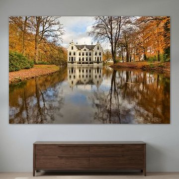 Schloss Staverden im Herbst