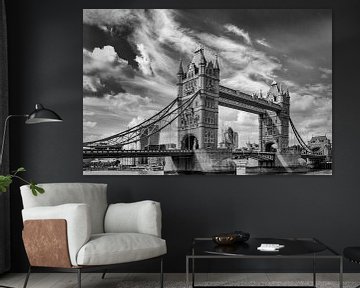 Tower bridge, London by Maerten Prins