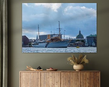 Buildings and ship in the city Copenhagen van Rico Ködder