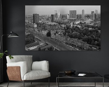 Black&white skyline of Rotterdam von Ilya Korzelius