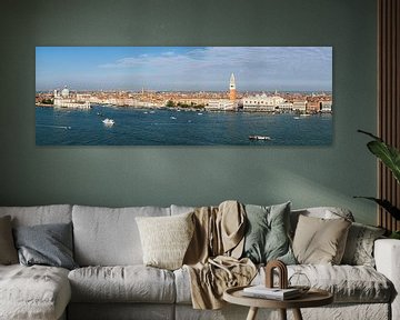 Venetië - uitzicht vanaf de basiliek van San Giorgio Maggiore van Teun Ruijters