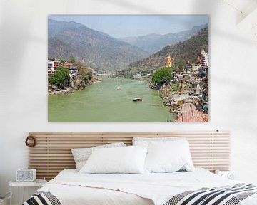 De heilige rivier de Ganges in India bij Laxman Jhula 