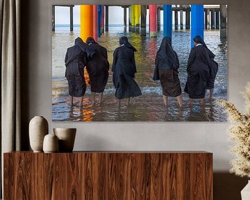 Nuns looking for cooling sur Rinus Lasschuyt Fotografie