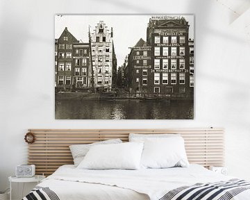 Grachtenpanden Amsterdam zwart wit by Corinne Welp