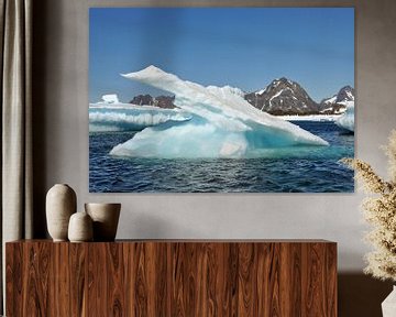 IJsberg, Iceberg, Groenland,Greenland van Yvonne Balvers