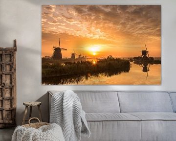 Sunrise World Heritage mills of Kinderdijk