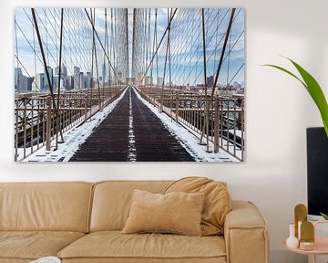 Brooklyn Bridge en skyline NY van Inge van den Brande